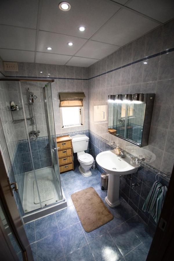 Apartment 5 Mins Away From The Beach. San Pawl il-Baħar Kültér fotó